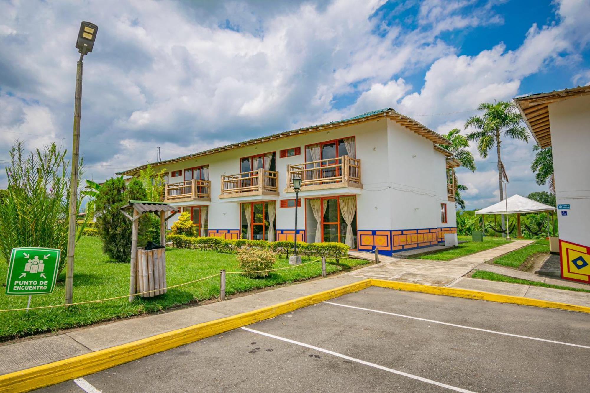 Hotel Campestre La Aldea Montenegro Esterno foto